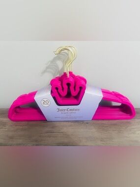 Juicy Couture Pink and Gold crown hangers : set of 20 NEW